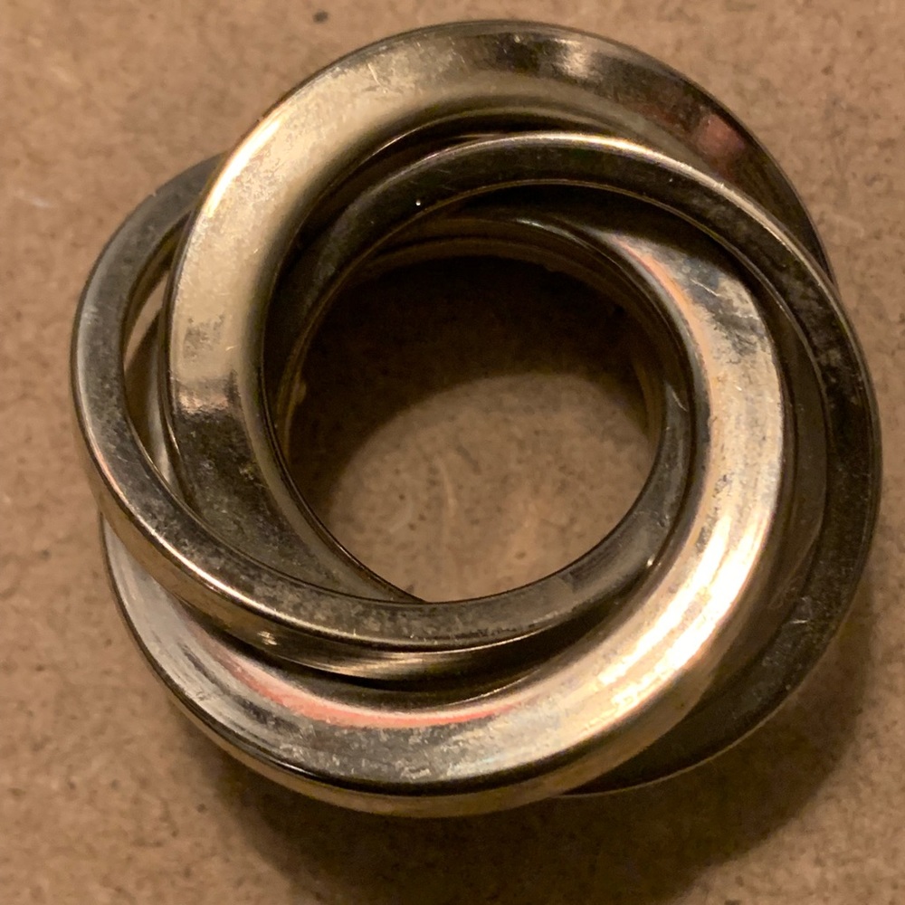 Vintage silver tone circle brooch